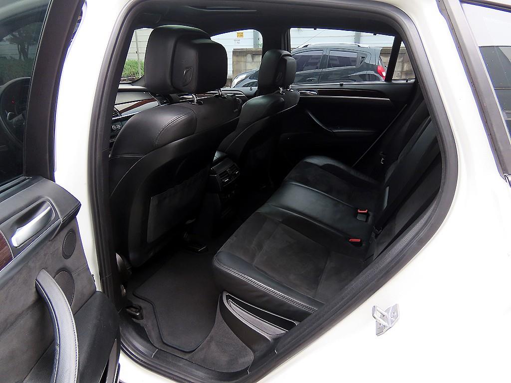 BMW X6 - Vista 6
