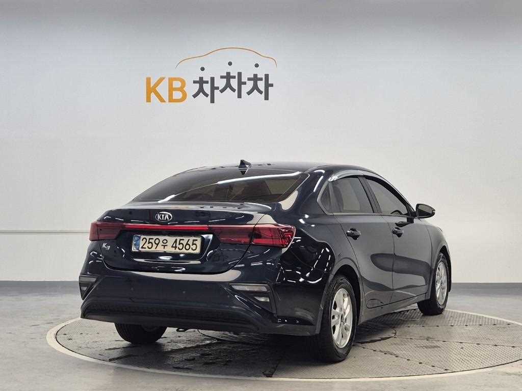 KIA K3 - Vista 3