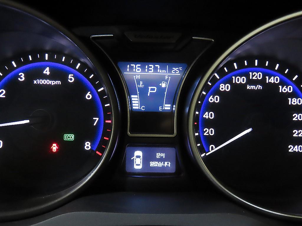 HYUNDAI Veloster - Vista 9