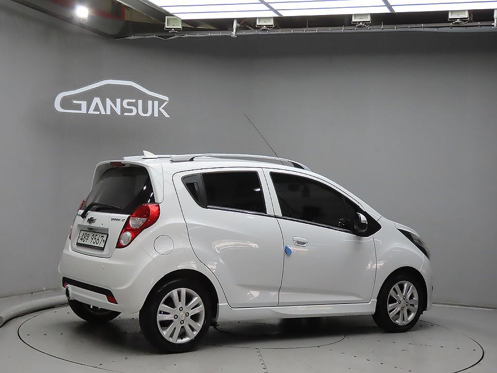 Chevrolet Spark - Vista 7
