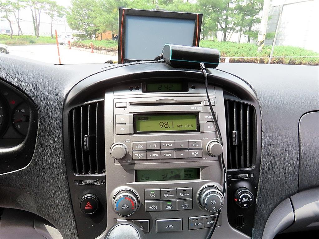HYUNDAI Starex 2011 Plateado - Importación desde Corea - HF Imports Iquique - Foto 13
