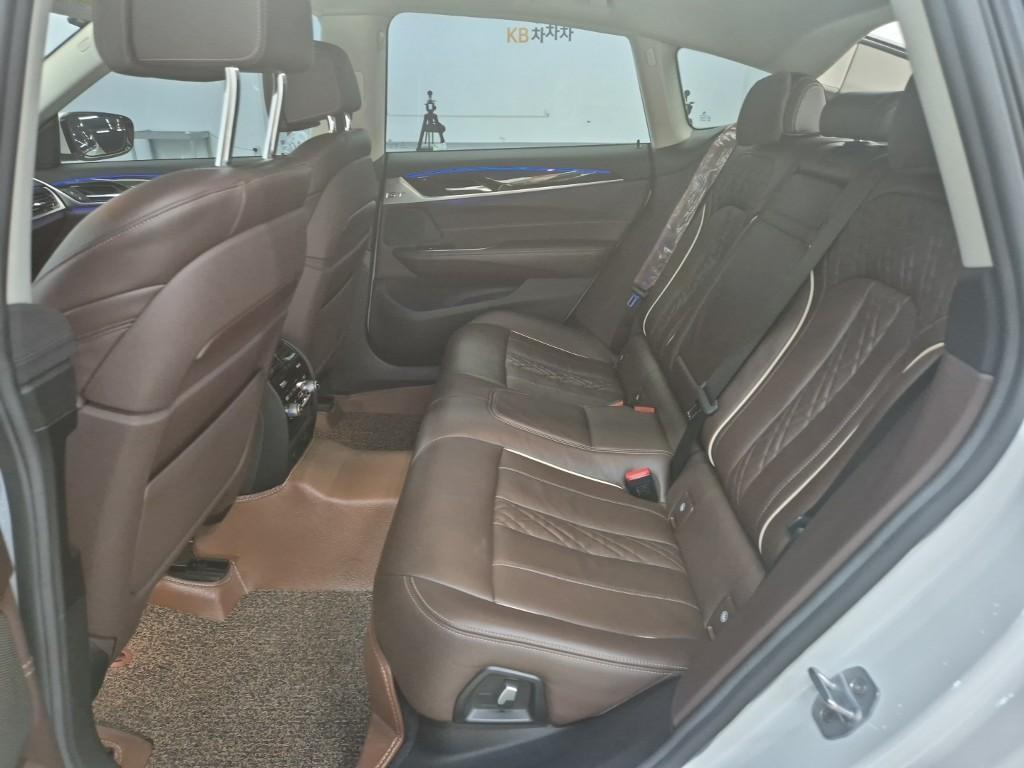 BMW Gran Turismo - Vista 12