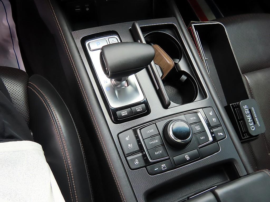 Genesis G80 - Vista 11