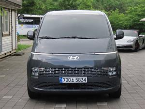 HYUNDAI Staria - Vista 2