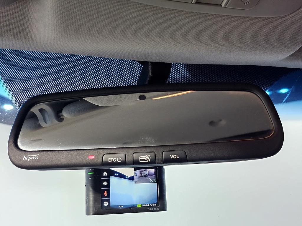 HYUNDAI Starex - Vista 10