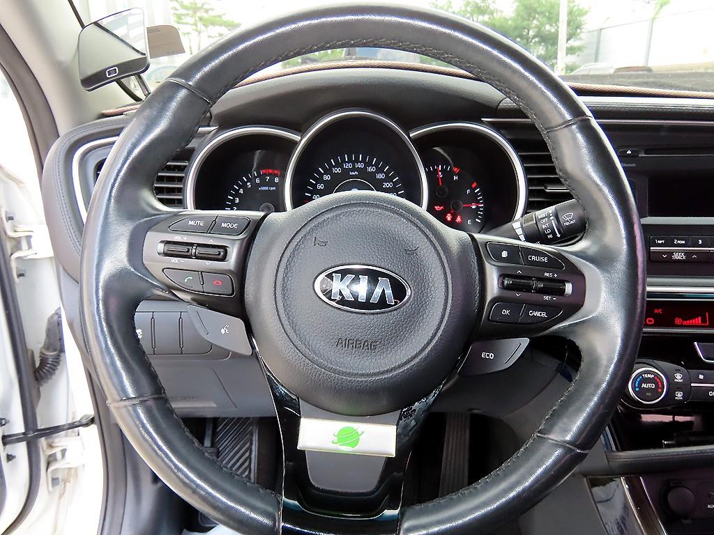 KIA K5 - Vista 8
