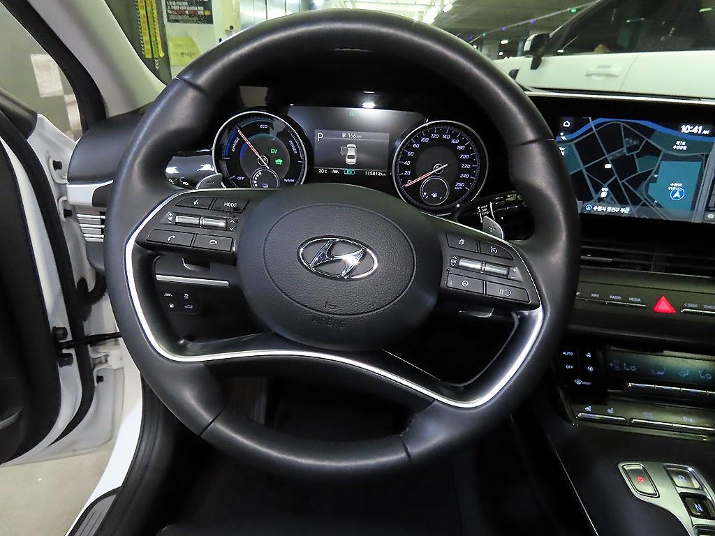 HYUNDAI Grandeur - Vista 8