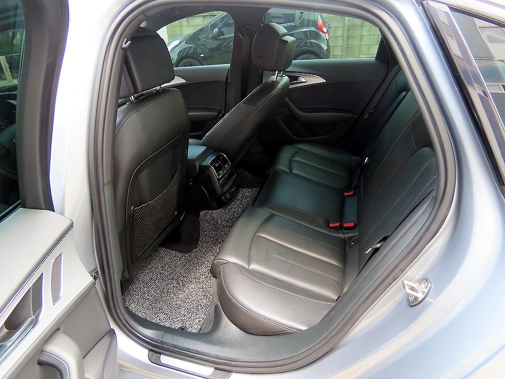 Audi A6 - Vista 6