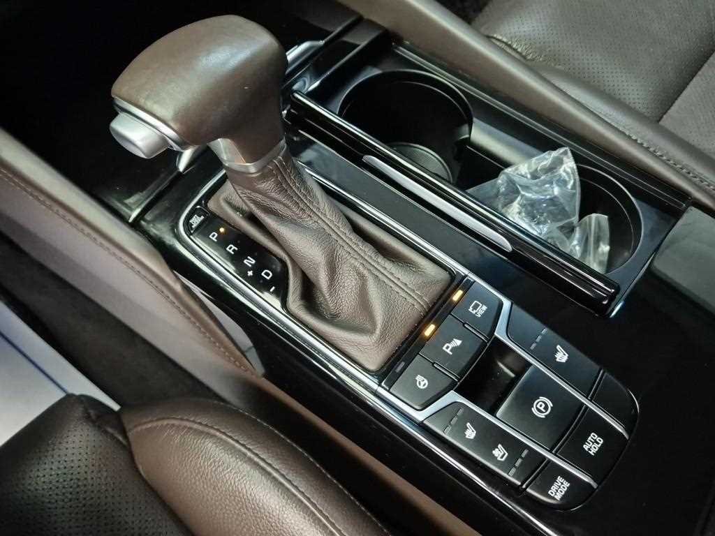 KIA K7 - Vista 8