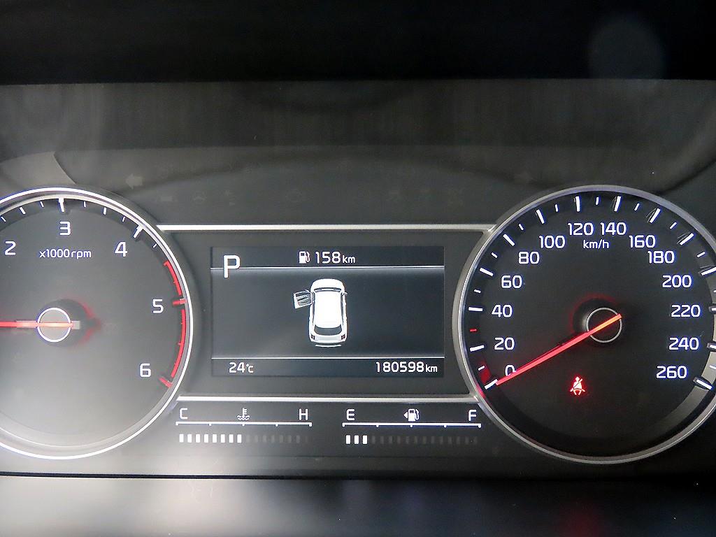 KIA Sorento - Vista 9