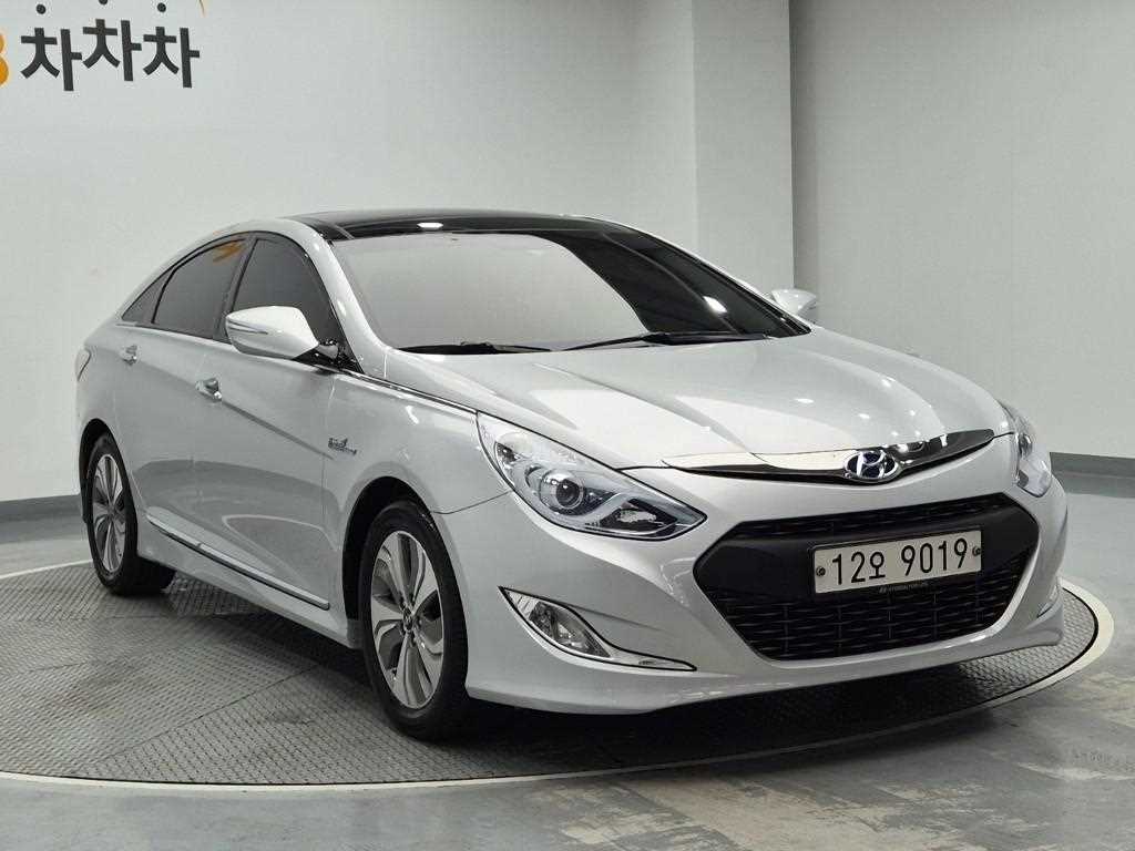 HYUNDAI Sonata - Vista 4