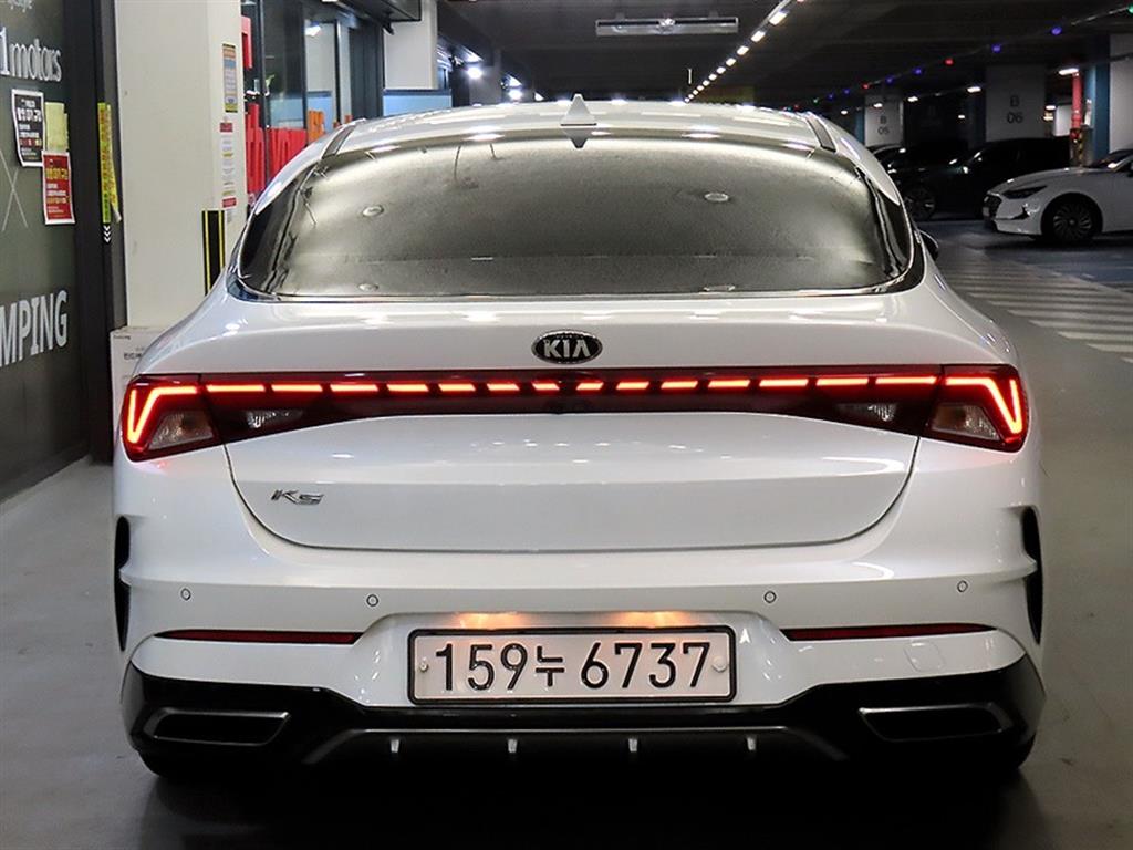 KIA K5 - Vista 5