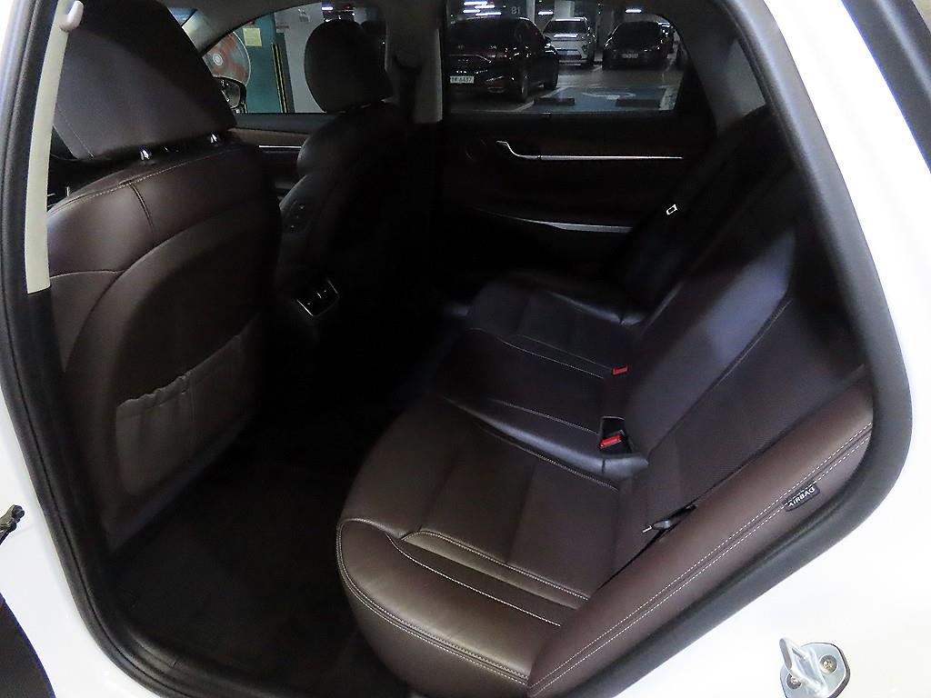 HYUNDAI Grandeur - Vista 7