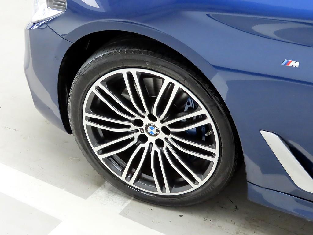 BMW 5 Series 2020 Negro - Importación desde Corea - HF Imports Iquique - Foto 19