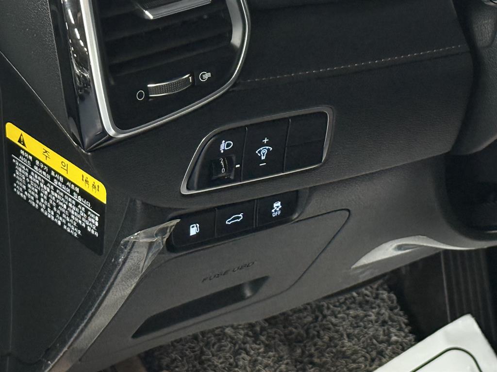HYUNDAI Grandeur - Vista 11