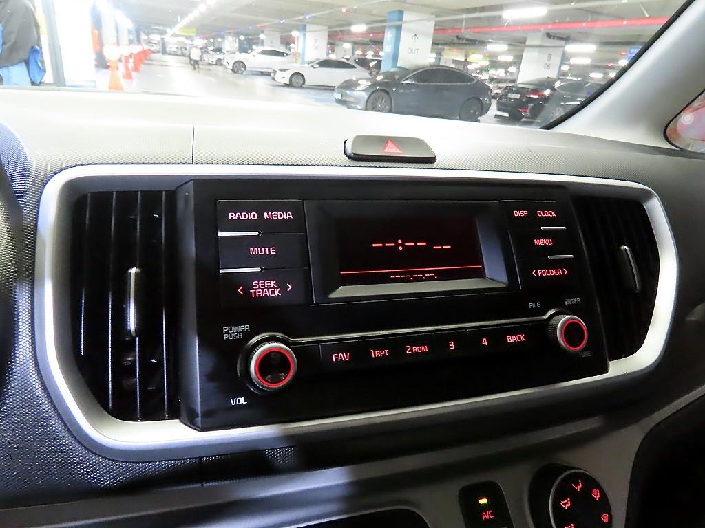 KIA Ray - Vista 11