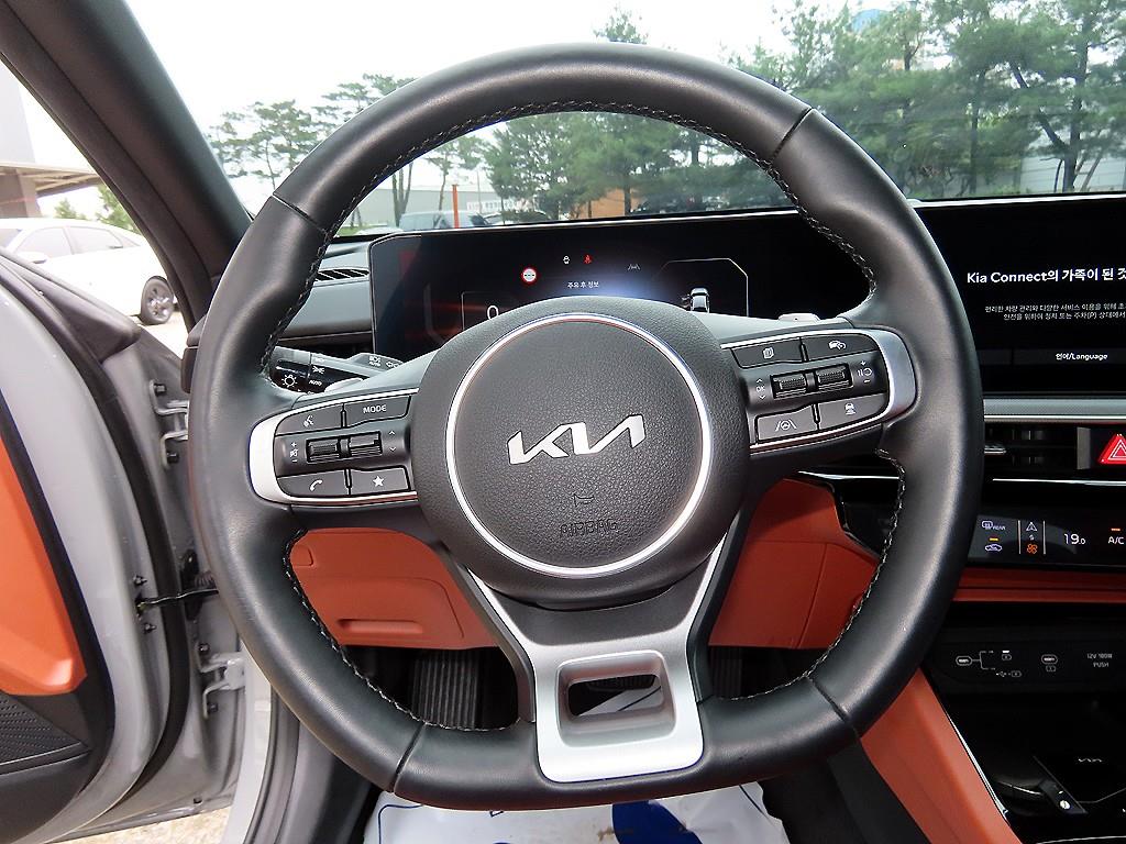 KIA K5 - Vista 8