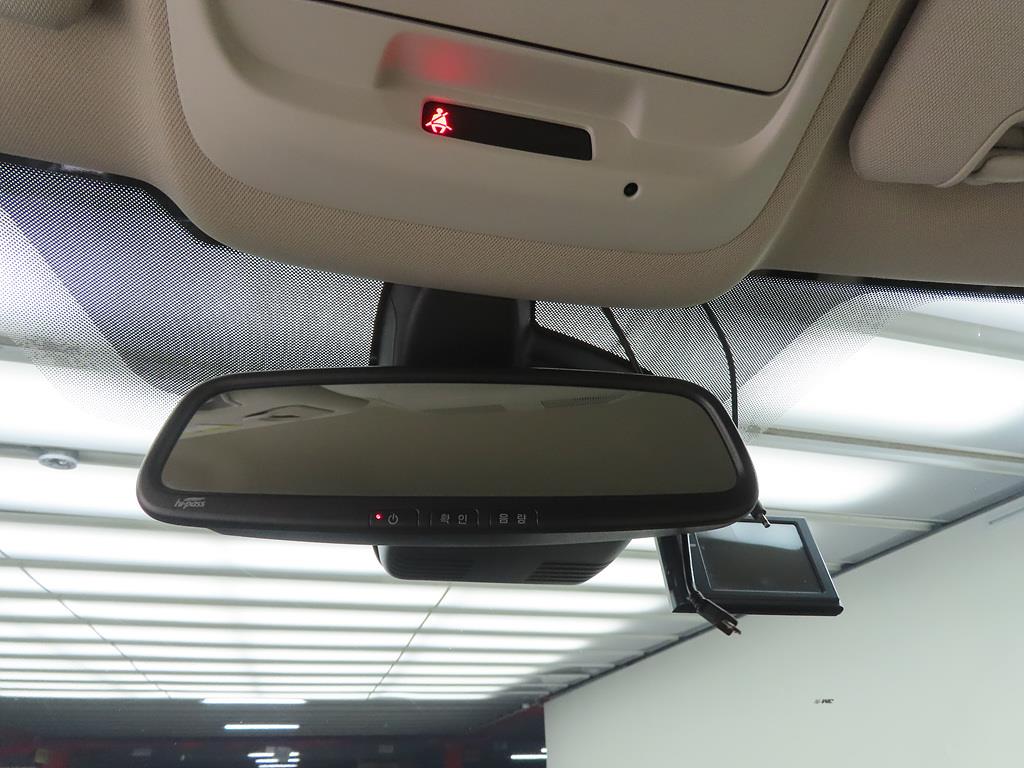 SAMSUNG QM6 - Vista 12