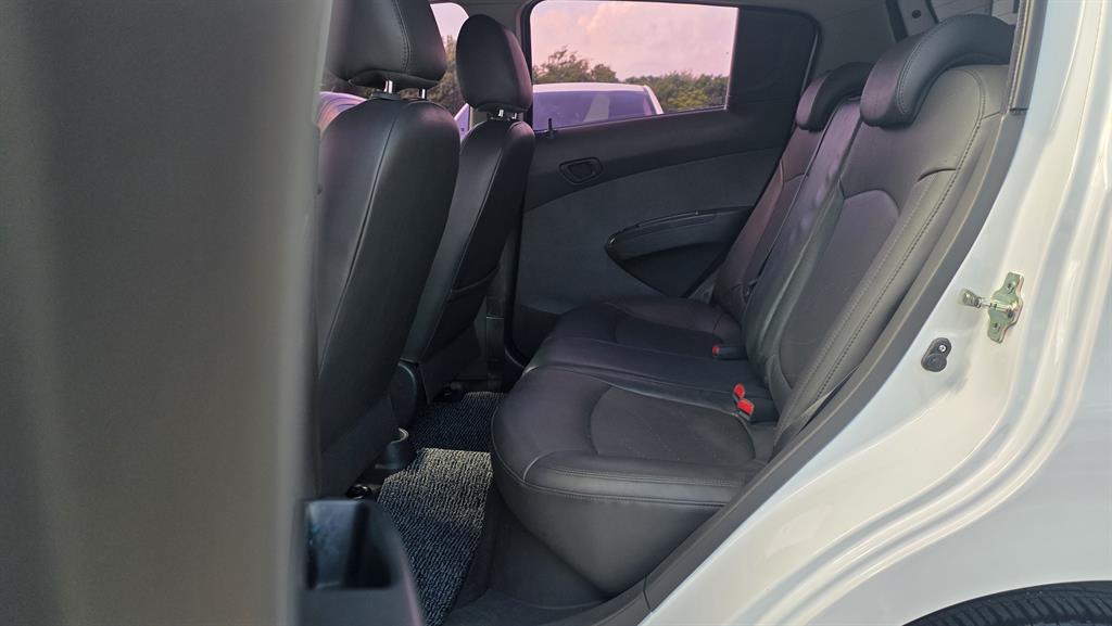 Chevrolet Spark - Vista 11