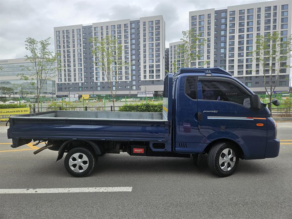 Small Truck Cargo (small) - Vista 4