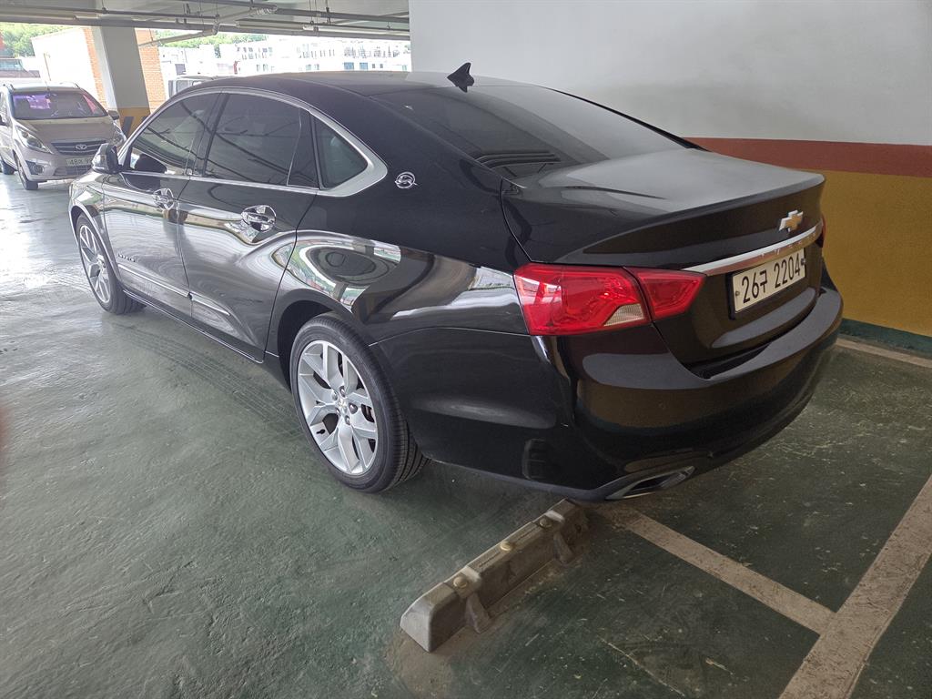 Chevrolet Impala - Vista 2