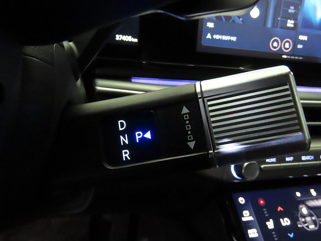 HYUNDAI Grandeur - Vista 12