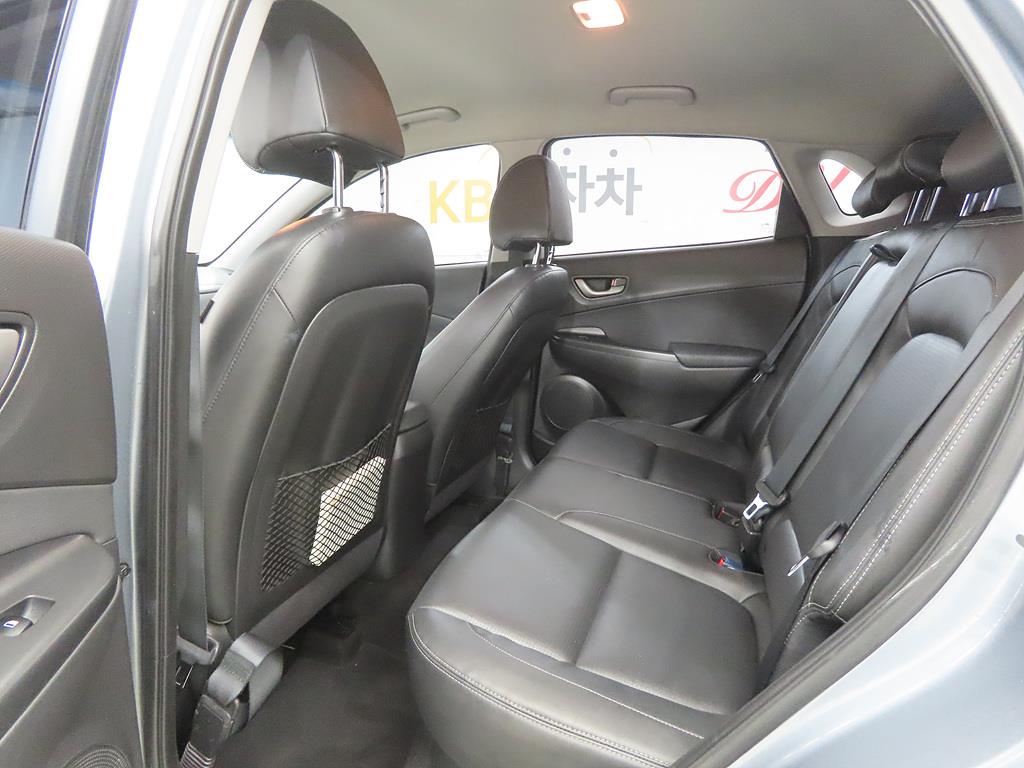 HYUNDAI Kona - Vista 6