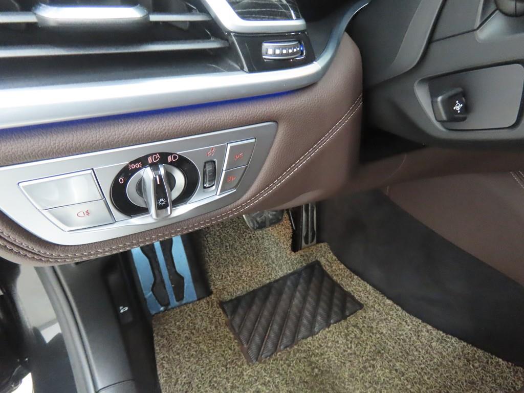 BMW 7 Series - Vista 10