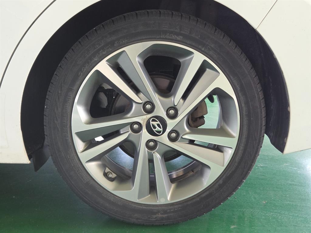 HYUNDAI Avante 2018 Blanco - Importación desde Corea - HF Imports Iquique - Foto 20