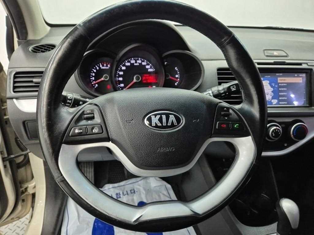 KIA Morning - Vista 9