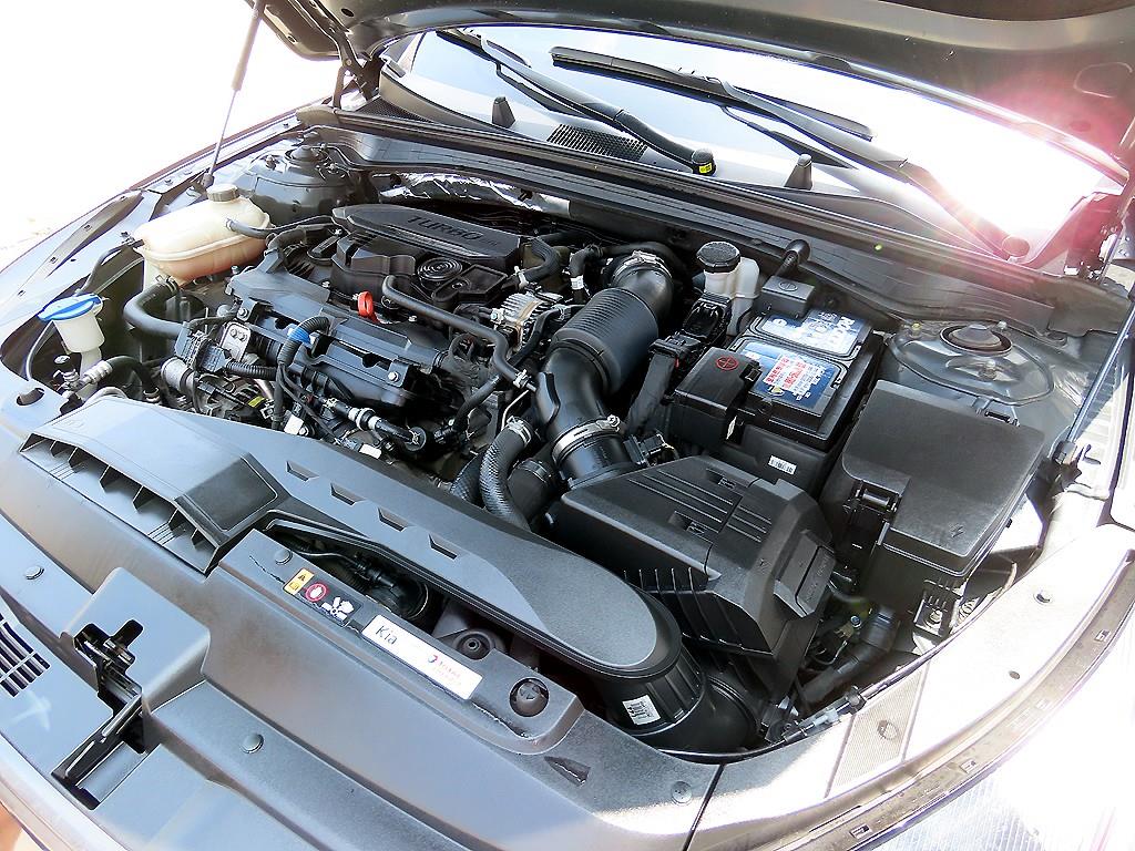 KIA K5 2021 Negro - Importación desde Corea - HF Imports Iquique - Foto 19