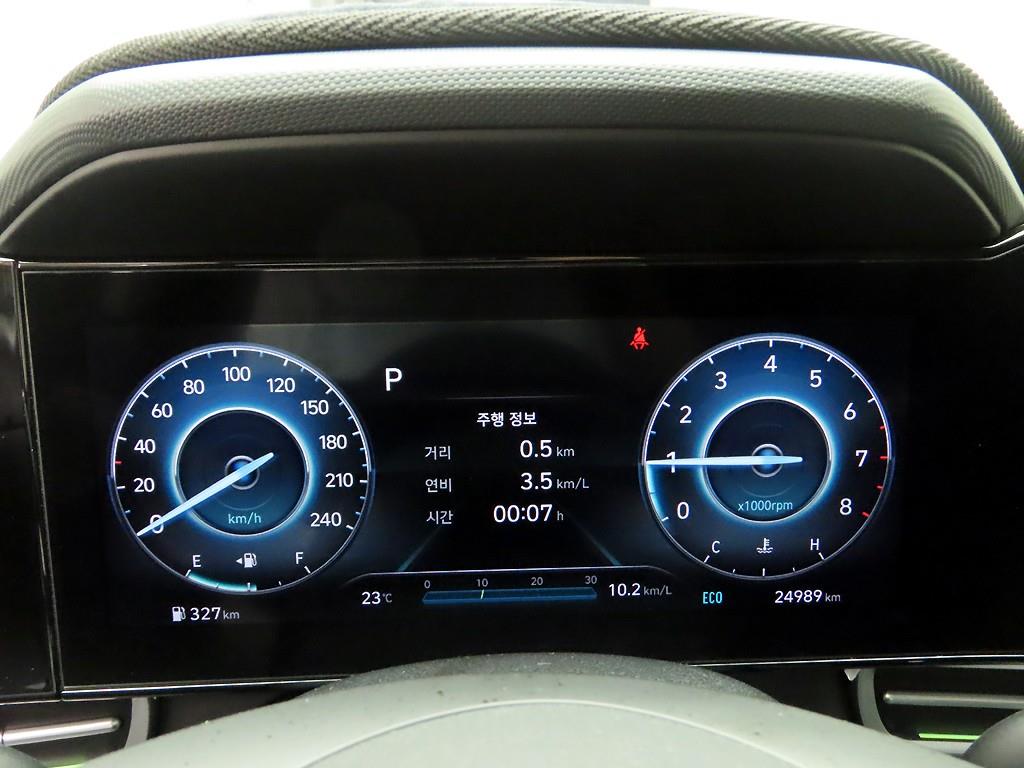HYUNDAI Avante - Vista 6