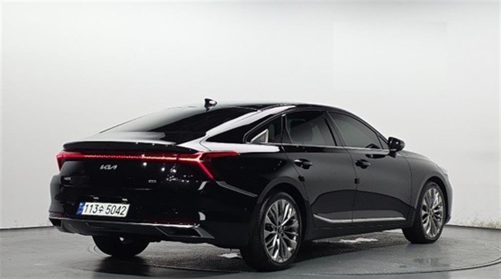 KIA K8 - Vista 4