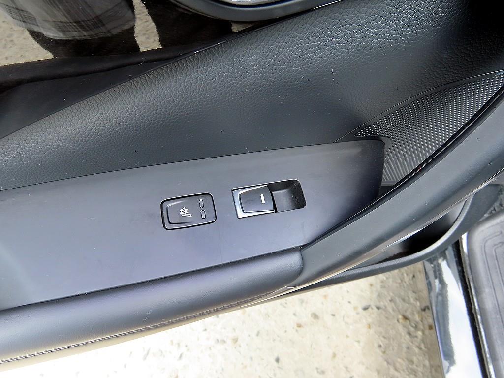 HYUNDAI Grandeur 2016 Negro - Importación desde Corea - HF Imports Iquique - Foto 17
