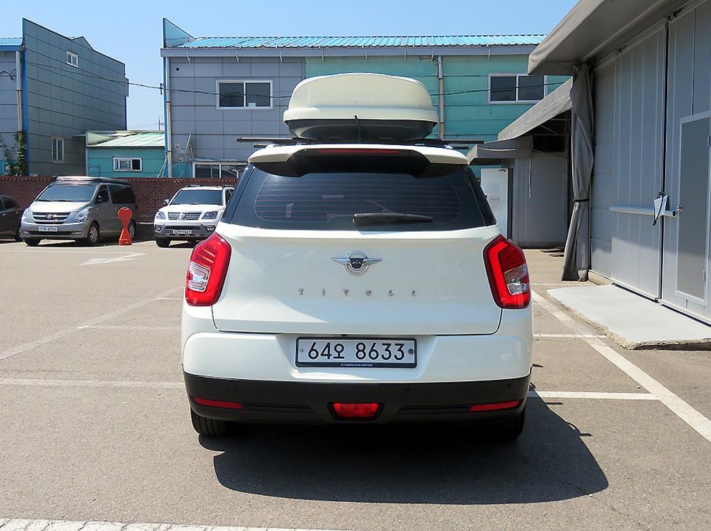Ssangyong Tivoli - Vista 3