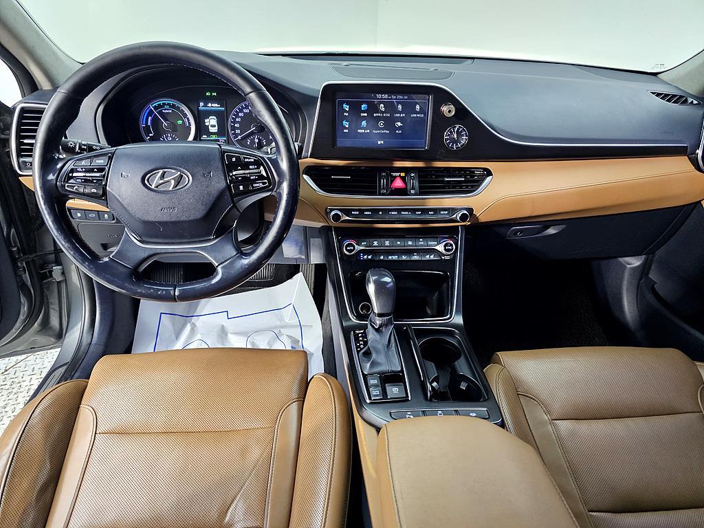 HYUNDAI Grandeur - Vista 5