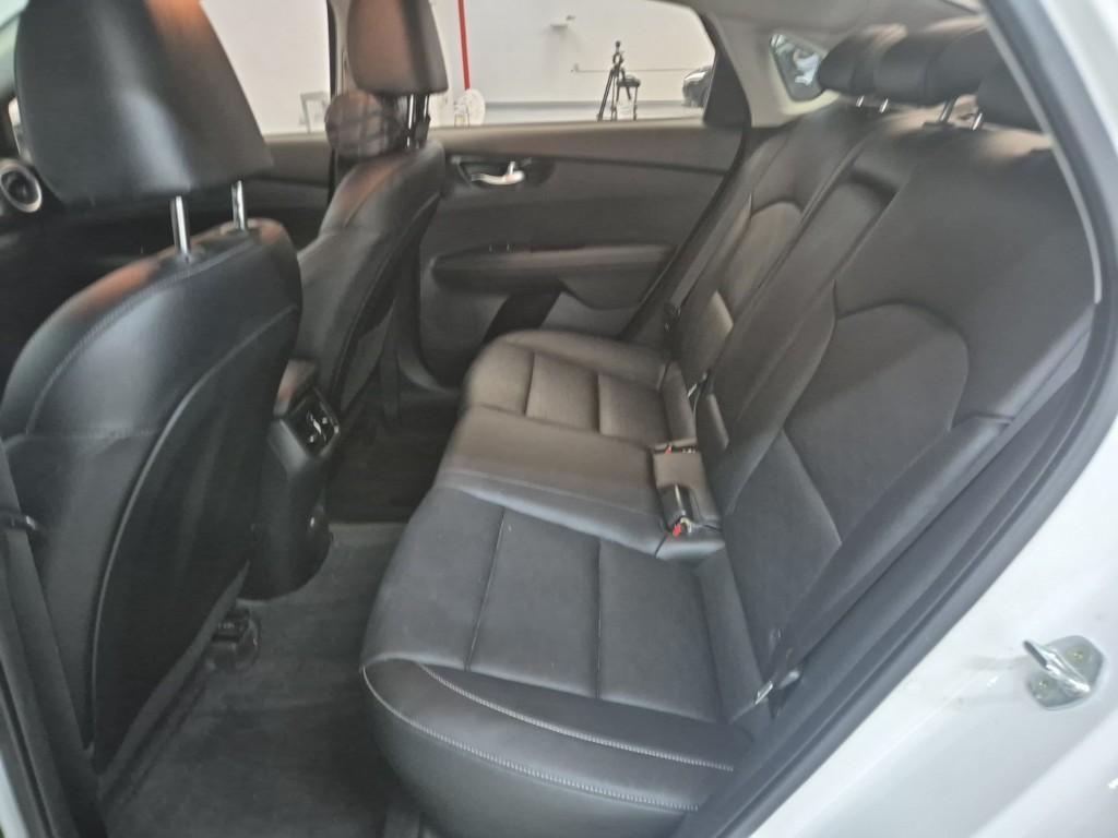 KIA K3 - Vista 12
