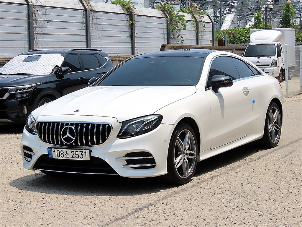 Mercedes Benz E class - Vista 2