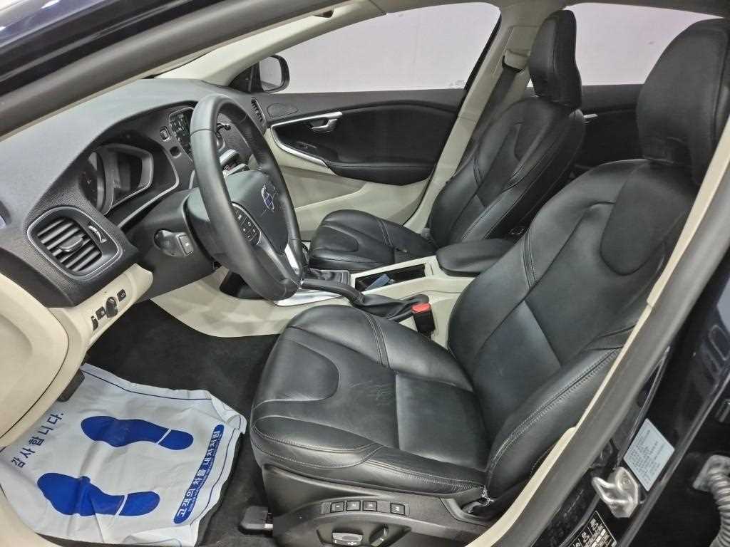Volvo V40 - Vista 11