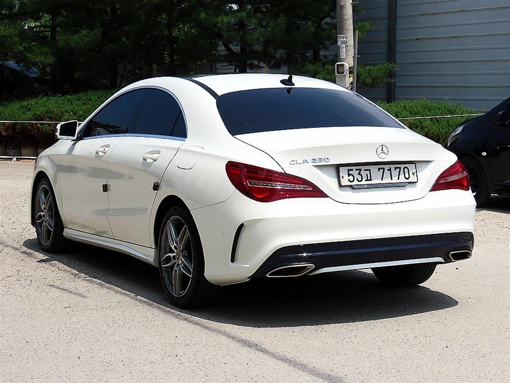 Mercedes Benz CLA Class - Vista 3