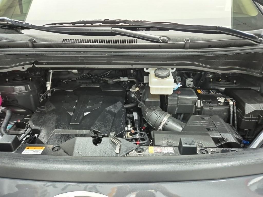 HYUNDAI Staria - Vista 6