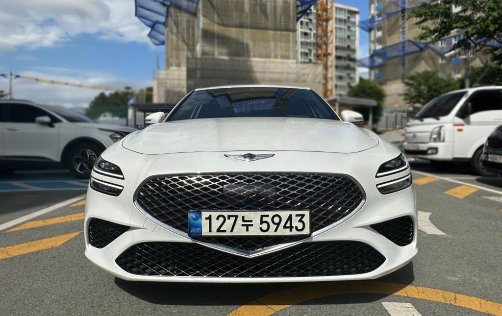 Genesis G70 2023 Blanco - Importación desde Corea - HF Imports Iquique - Foto 1