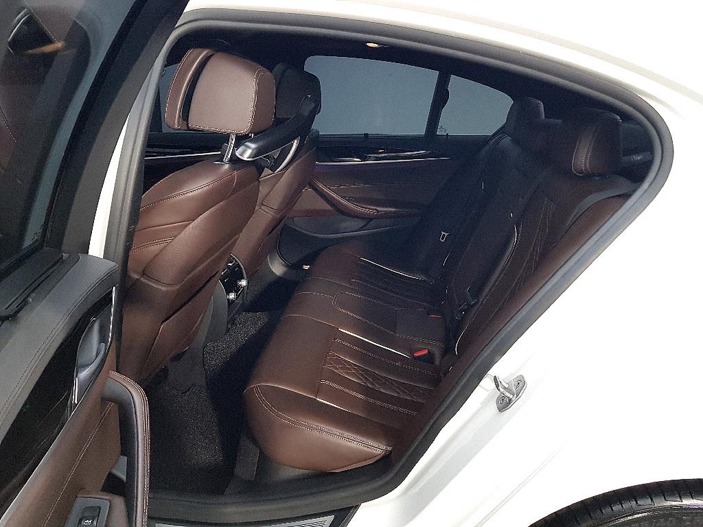 BMW 5 Series - Vista 9