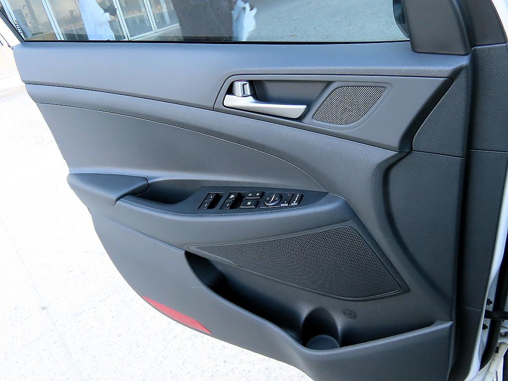 HYUNDAI Tucson - Vista 7