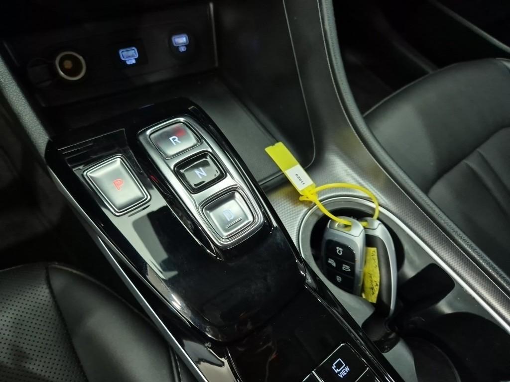 HYUNDAI Sonata - Vista 8