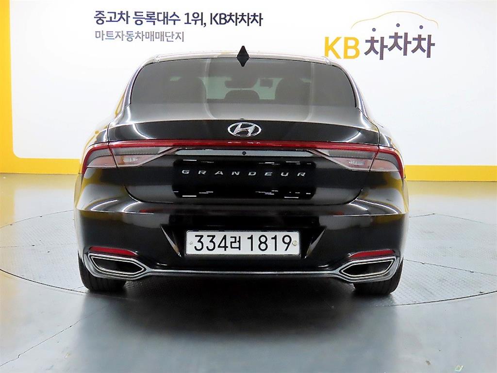 HYUNDAI Grandeur - Vista 3