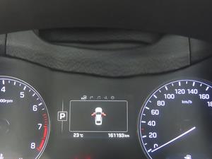 HYUNDAI Genesis - Vista 12