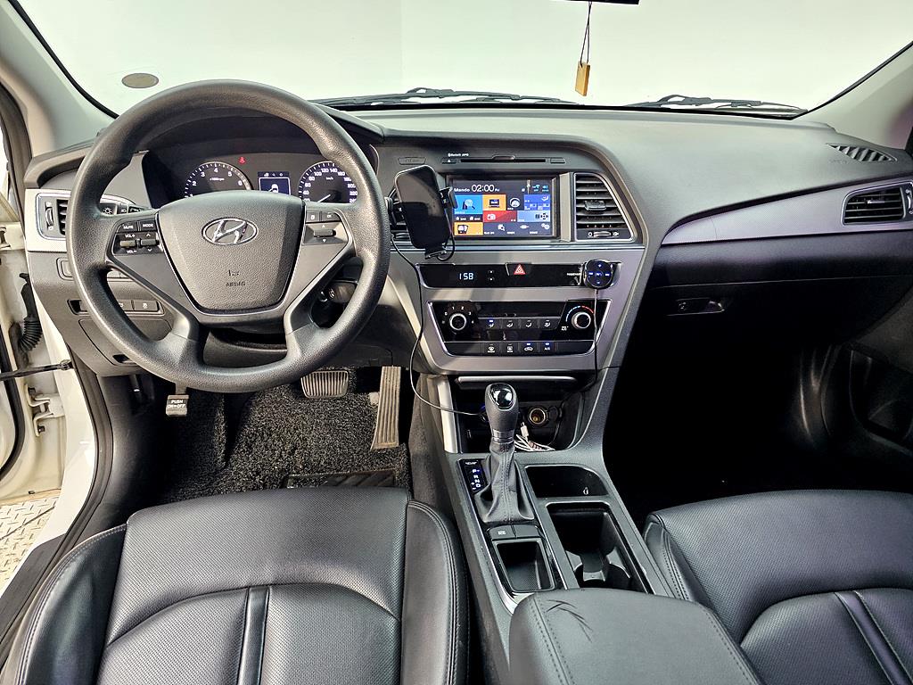 HYUNDAI Sonata - Vista 5