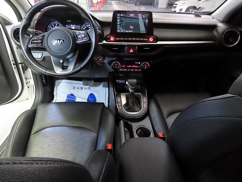 KIA K3 - Vista 10