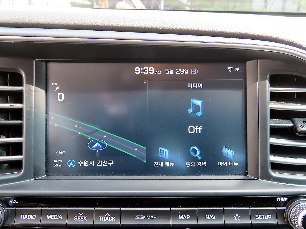 HYUNDAI Avante 2020 Blanco - Importación desde Corea - HF Imports Iquique - Foto 14